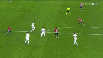 记者：切尔西中场霍尔加盟埃弗顿的转会费为2400万镑+浮动