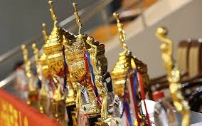 NBA焦点战：湖人客场逆转快船,